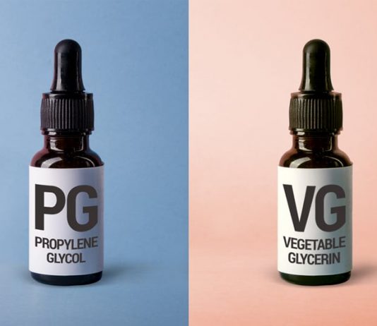 Les propriétés antibactériennes des e-liquides. Fioles de PG et VG